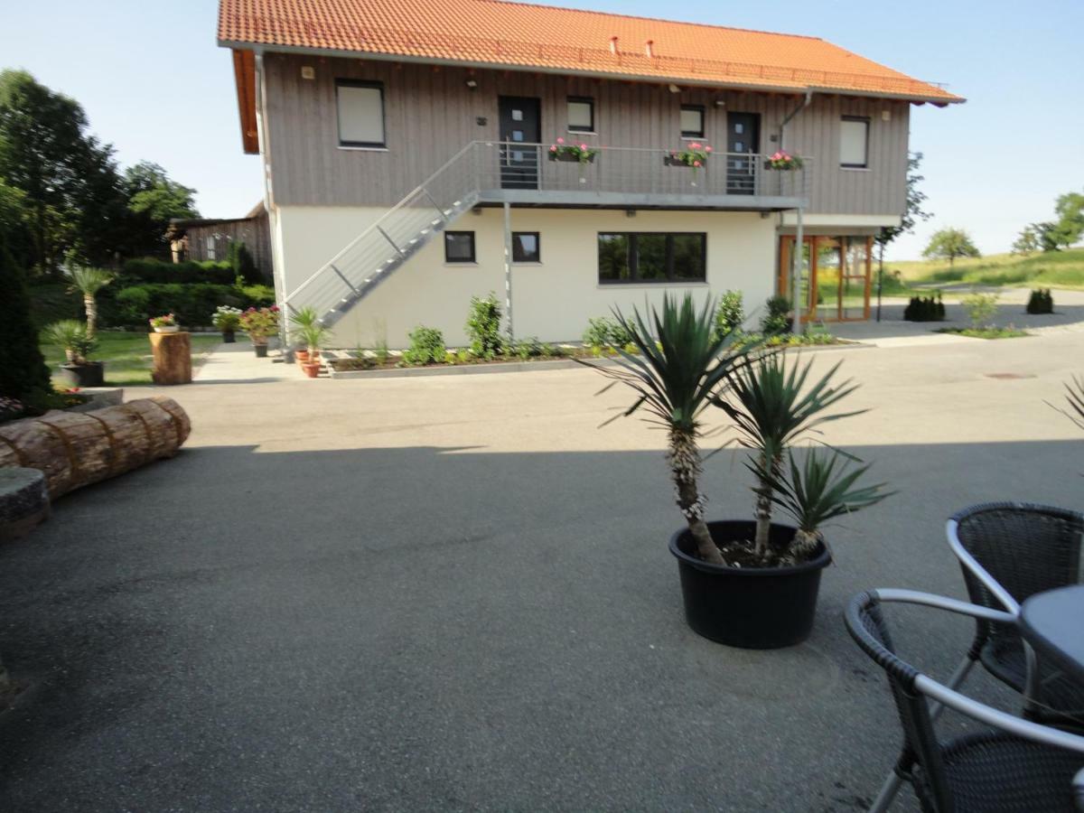 Gasthof Reiterstuben Hoßkirch Exterior foto